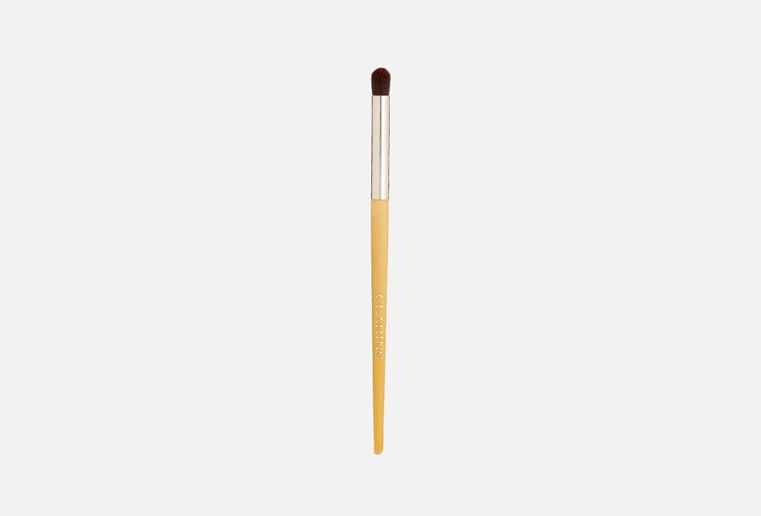 Clarins Eyeshadow brush Blending