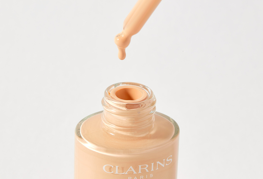 Clarins Foundation SPF 15 SKIN ILLUSION 