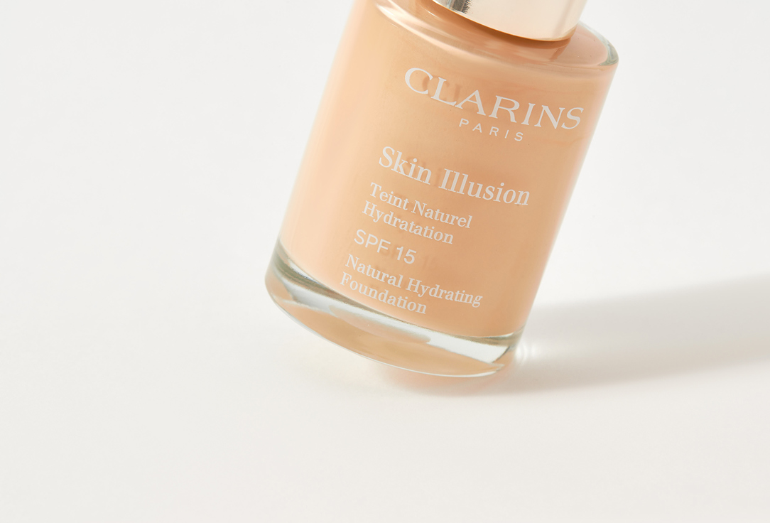 Clarins Foundation SPF 15 SKIN ILLUSION 