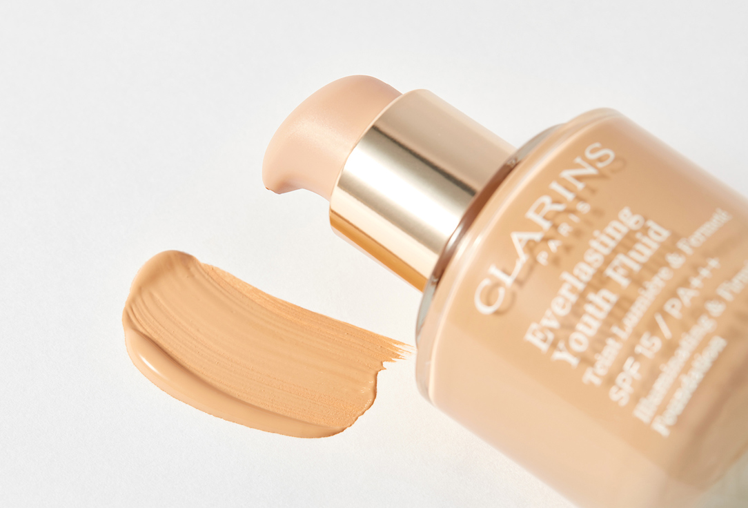 Clarins Fluid Foundation SPF 15 PA+++ Everlasting Youth Fluid