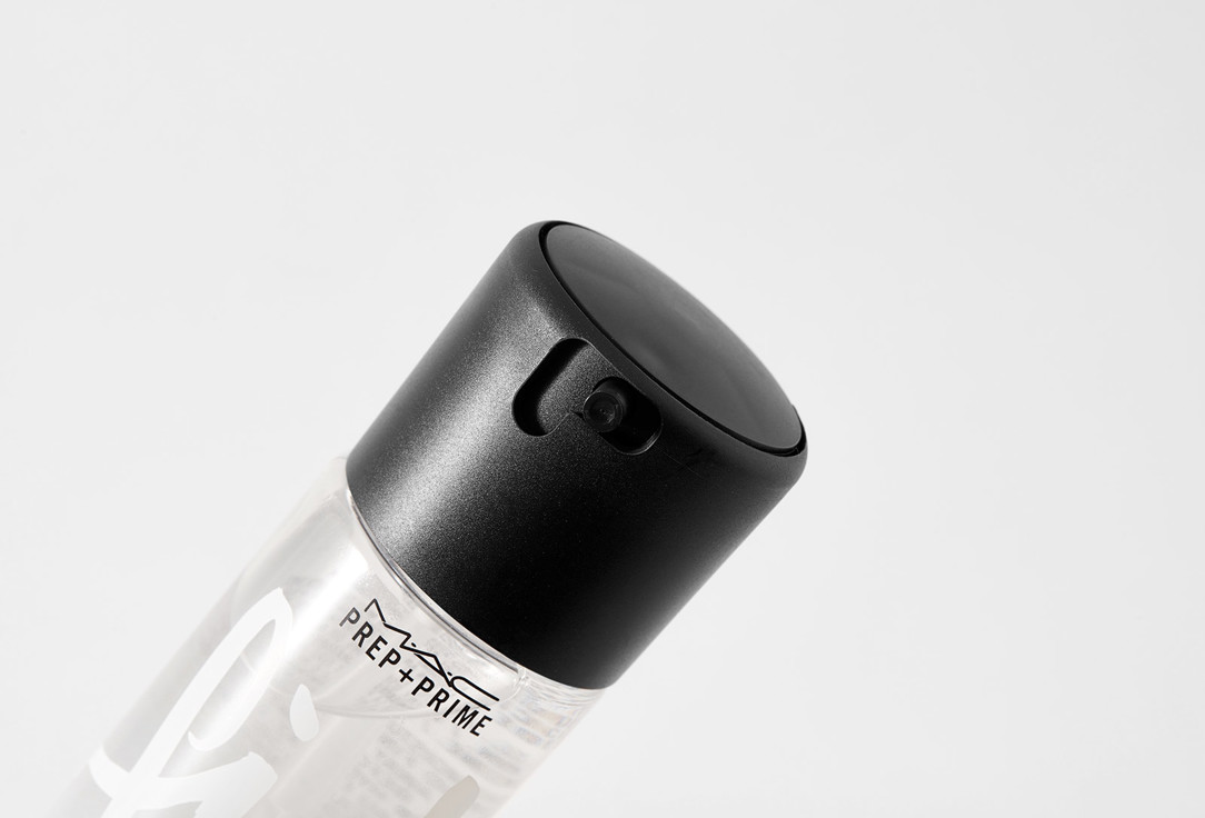 MAC Face Mattifying Spray Prep + Prime