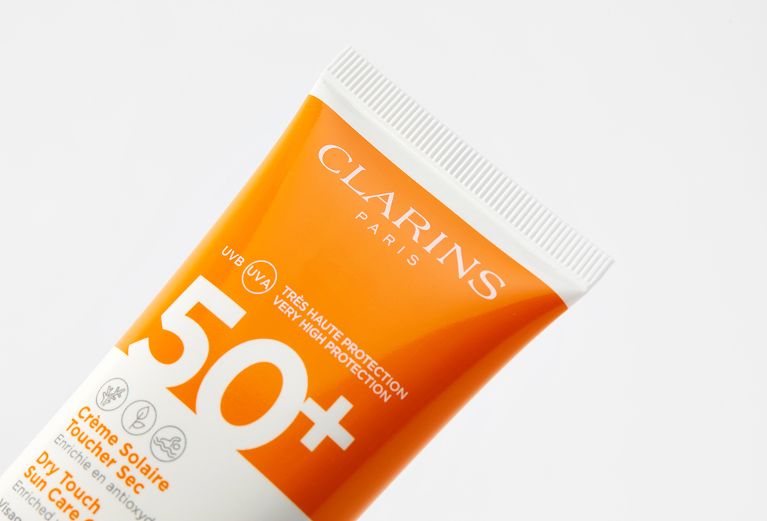 Clarins Sunscreen for face SPF 50+ Crème Solaire Toucher Sec Visage