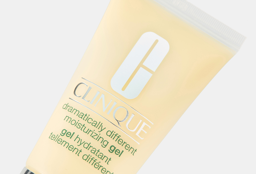 Clinique Moisturizing Face Gel for Oily Skin Dramatically Different