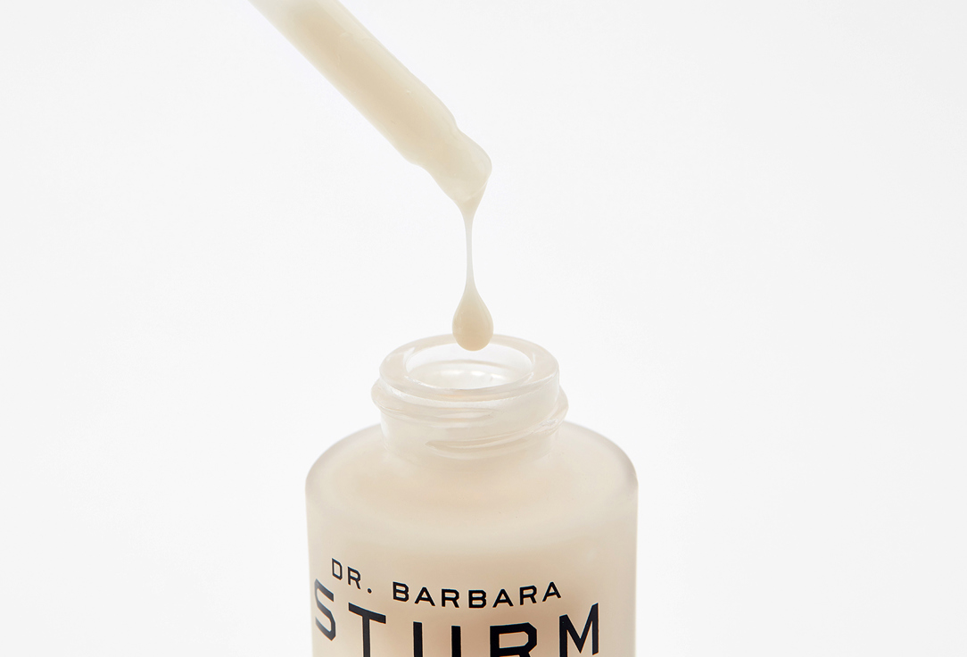 Dr. Barbara Sturm Brightening Face Serum Instant effect