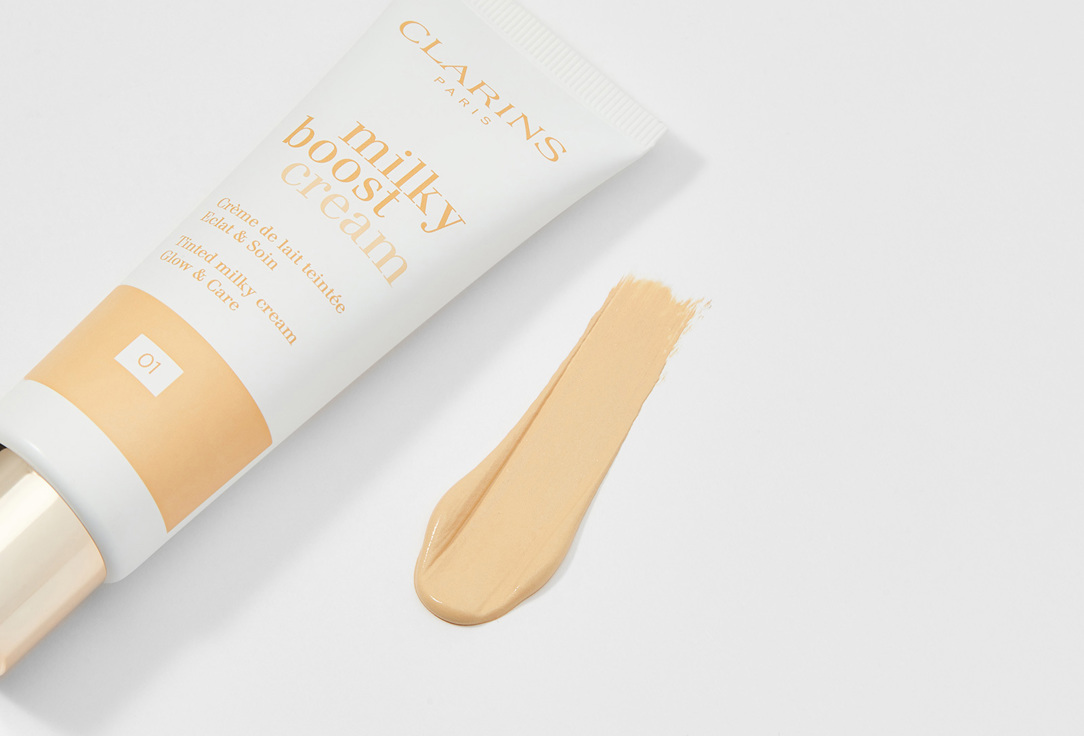 Clarins Foundation Milky Boost Cream