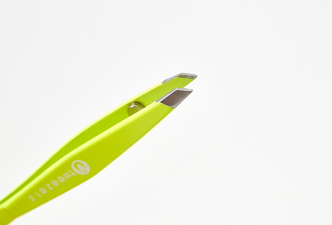 Beter Magnetic slanted eyebrow tweezers Magnetic tweezers