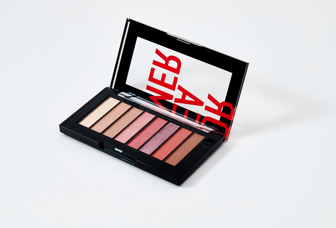 Revlon Eye shadow palette Colorstay looks book