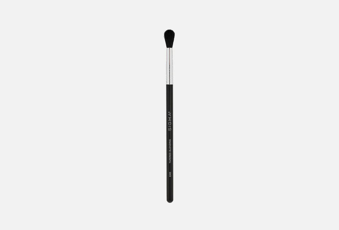 SIGMA BEAUTY TAPERED BLENDING BRUSH E40