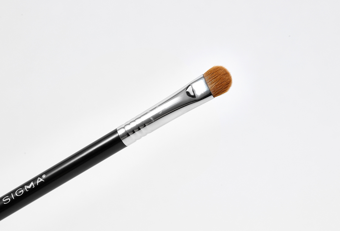 SIGMA BEAUTY EYE SHADING BRUSH E55