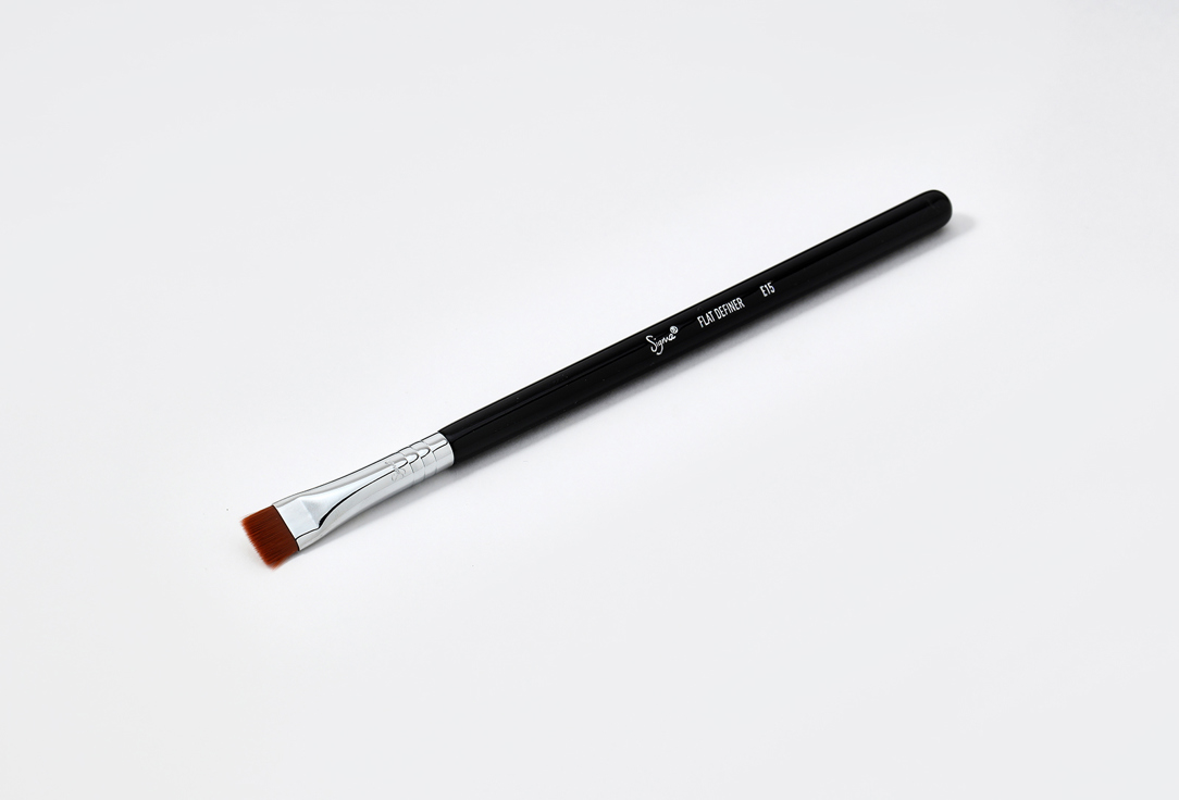 SIGMA BEAUTY FLAT DEFINER BRUSH E15