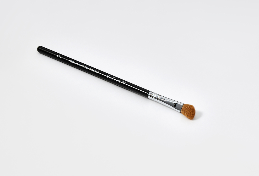 SIGMA BEAUTY MEDIUM ANGLED SHADING BRUSH E70