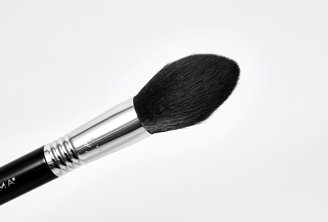 SIGMA BEAUTY TAPERED FACE BRUSH F25