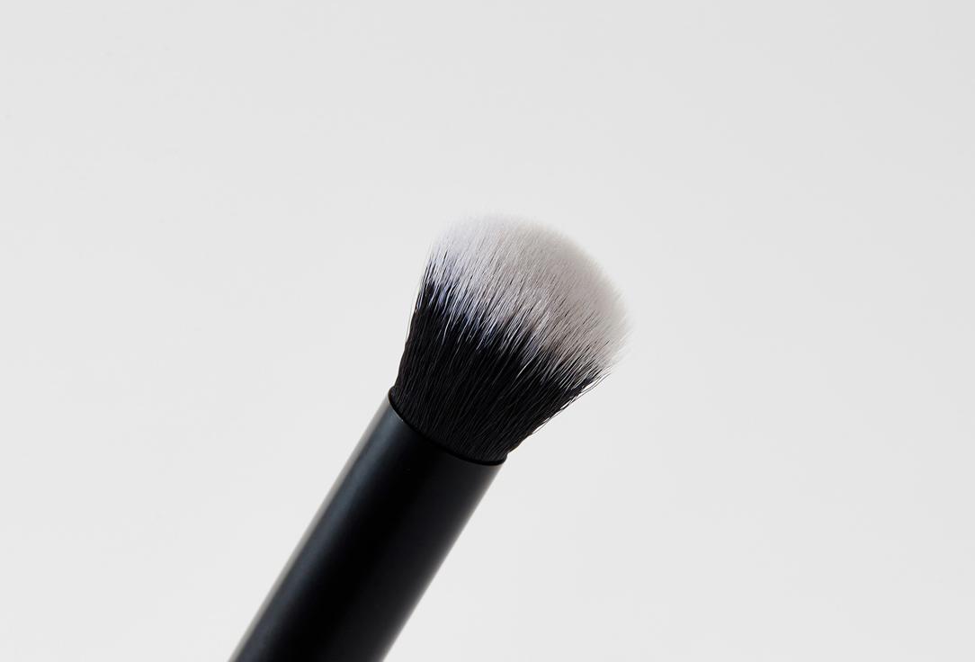 IsaDora Concealer brush Mini Buffer