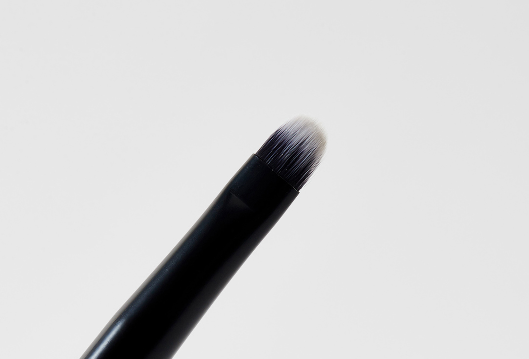 IsaDora Makeup brush Precise Eyeshadow