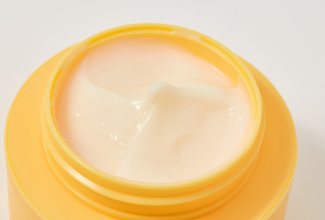 7DAYS Illuminating Face Cream VITAMIN C