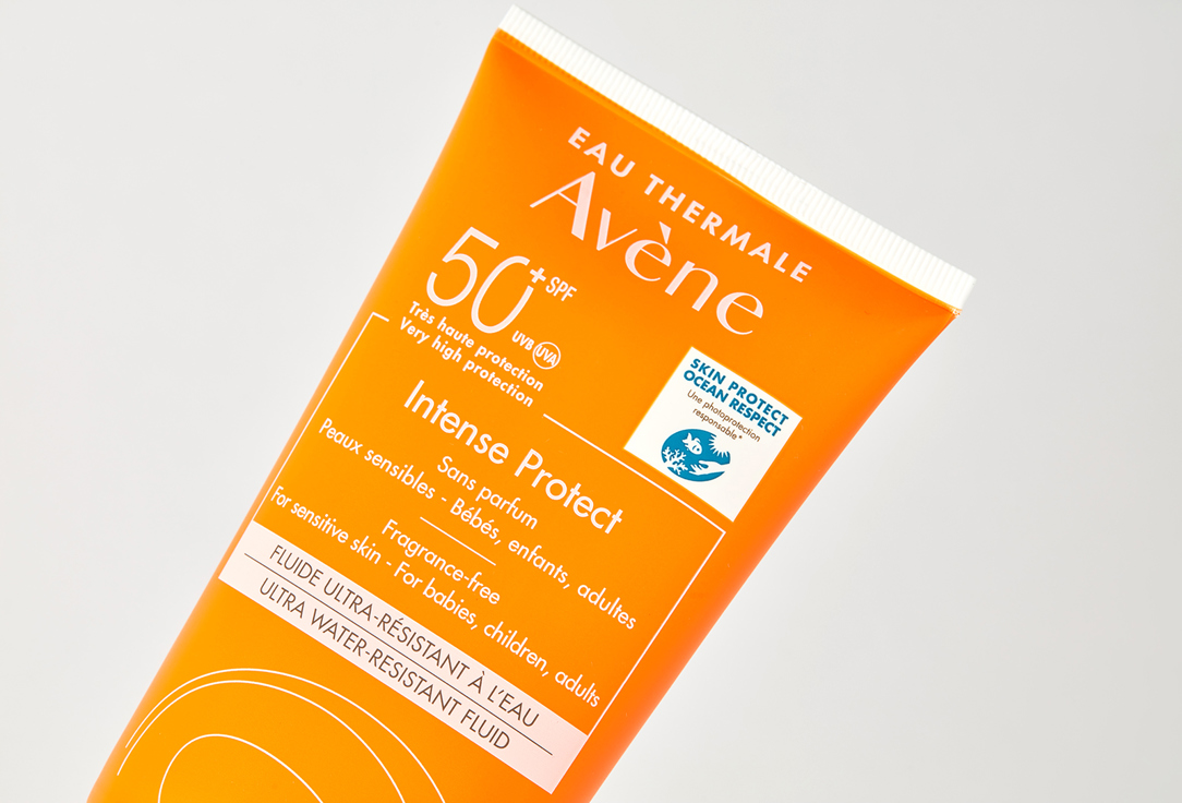 EAU THERMALE AVENE Moisturizing Sunscreen SPF50+ Intense Protect