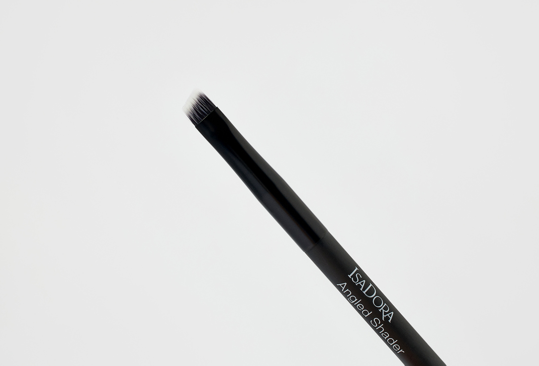 IsaDora Make up brush Angled Shader 