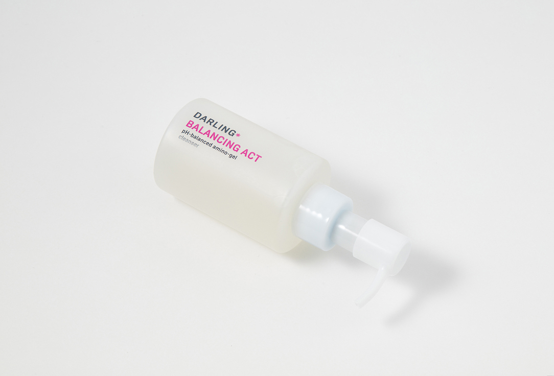 DARLING* pH-balanced amino-gel face cleanser Balancing Act