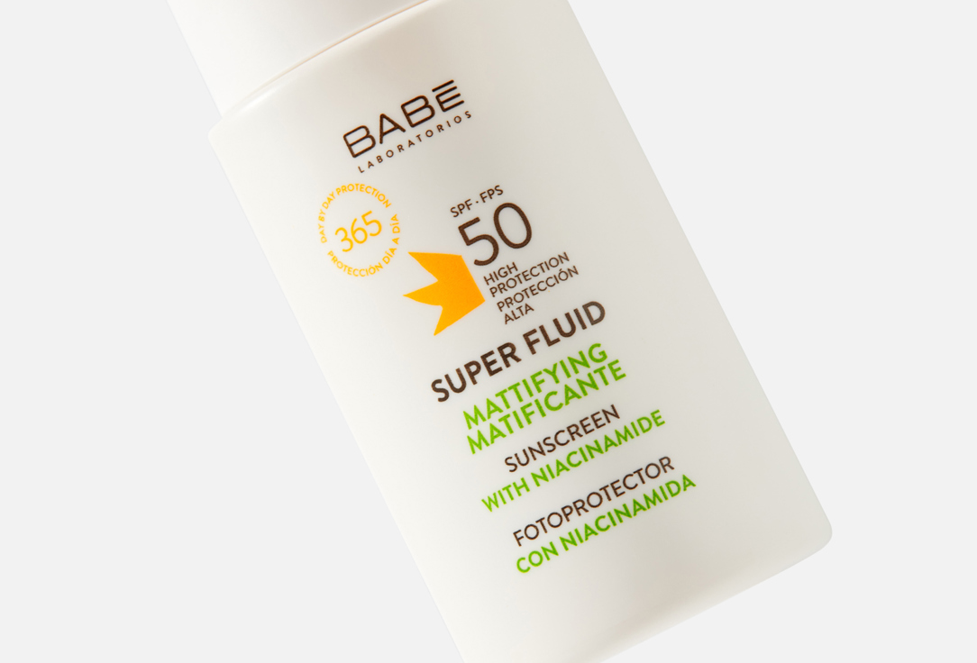 Laboratorios Babe MATTIFYING Suncream SPF50 SUPER FLUID