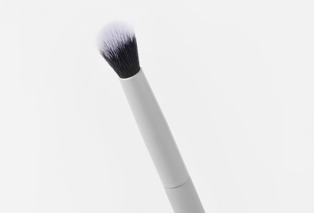 For me by gold apple Round brush for shading Eyeshadow brush 