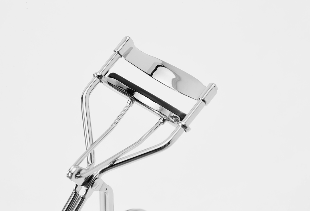 For me by gold apple Eyelash curler  Expressive look