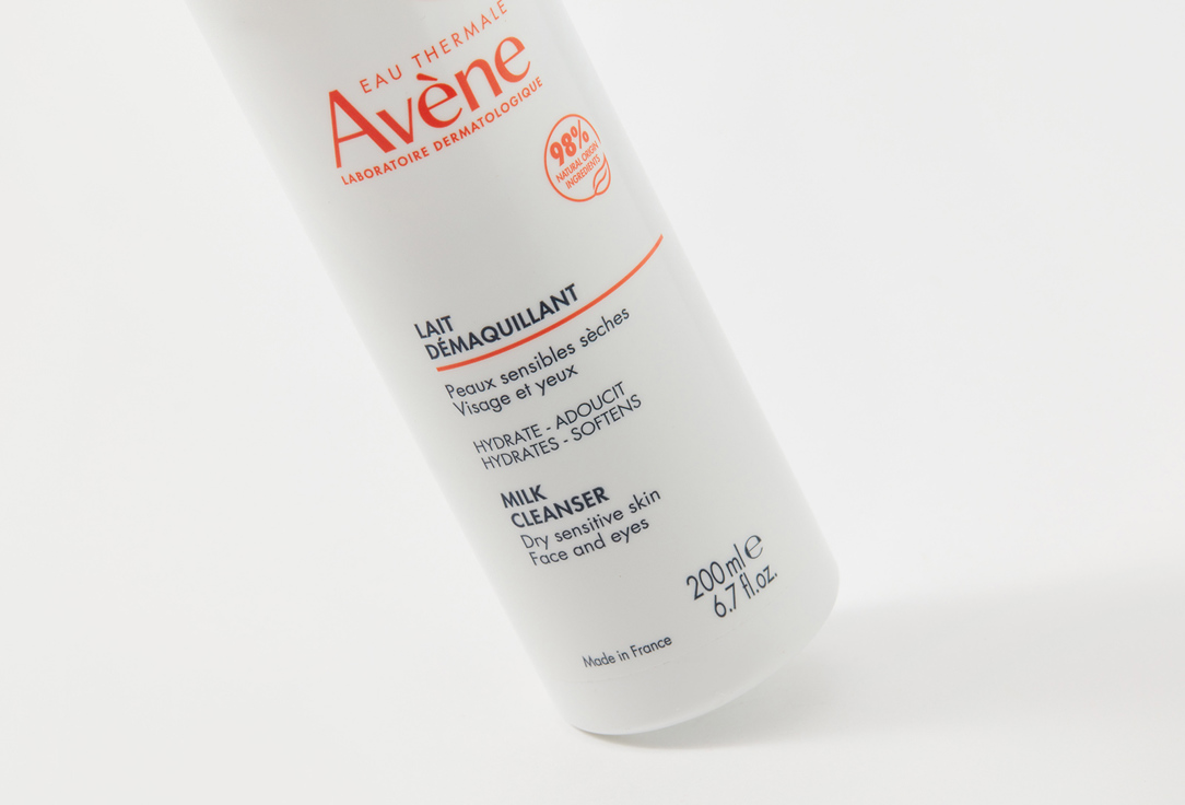 EAU THERMALE AVENE Gentle Soothing Milk Cleanser Milk Cleanser