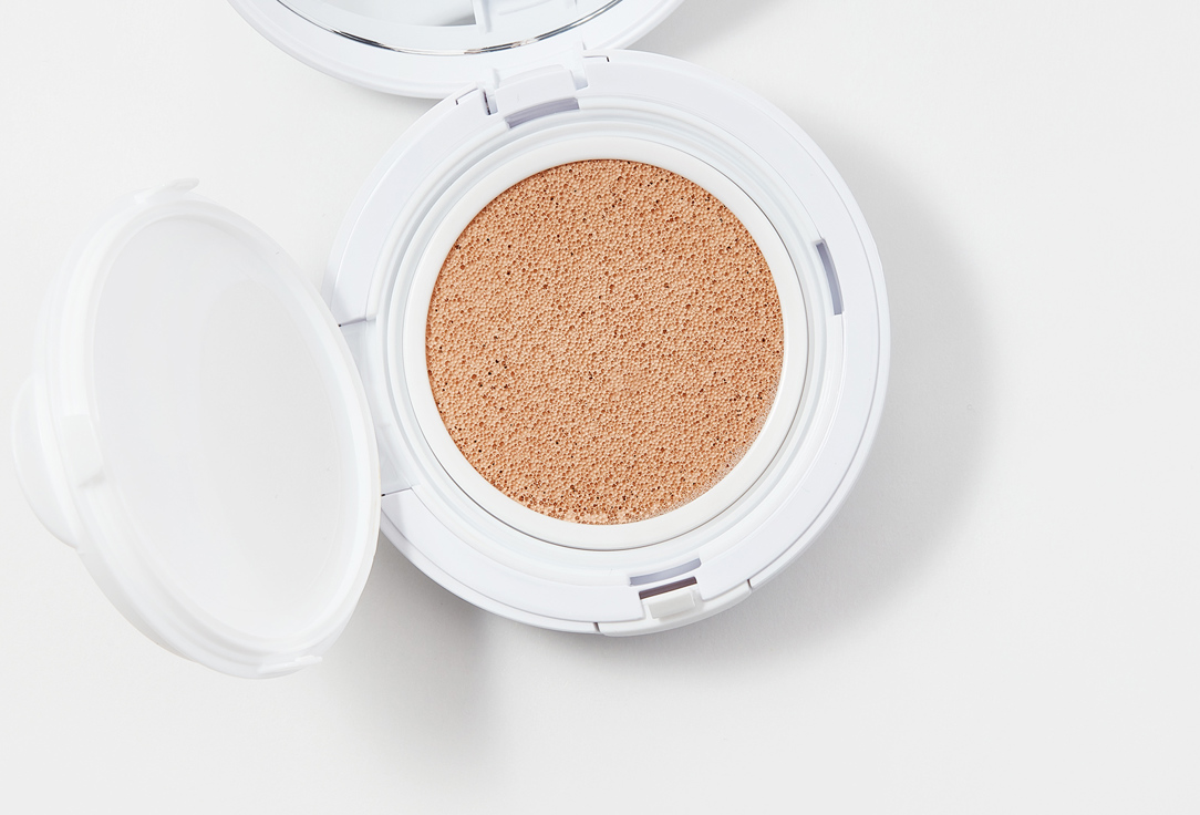 THE LAB by blanc doux Cushion foundation SPF 50+ Oligo Hyaluronic Acid Healthy 