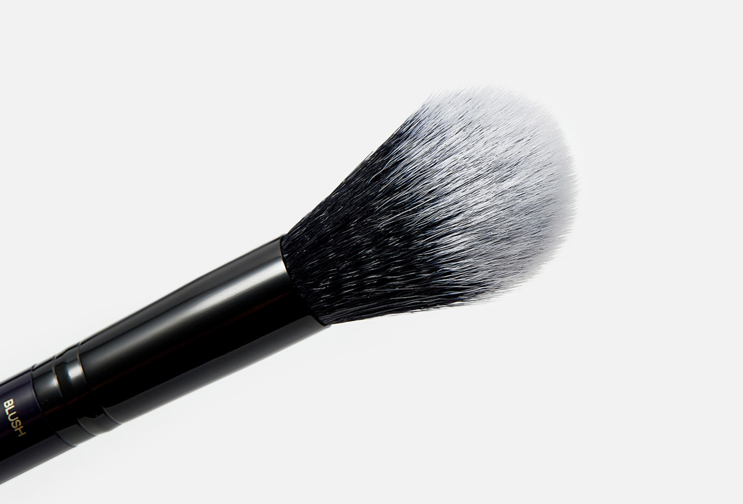 Kevyn Aucoin Blush brush Duet