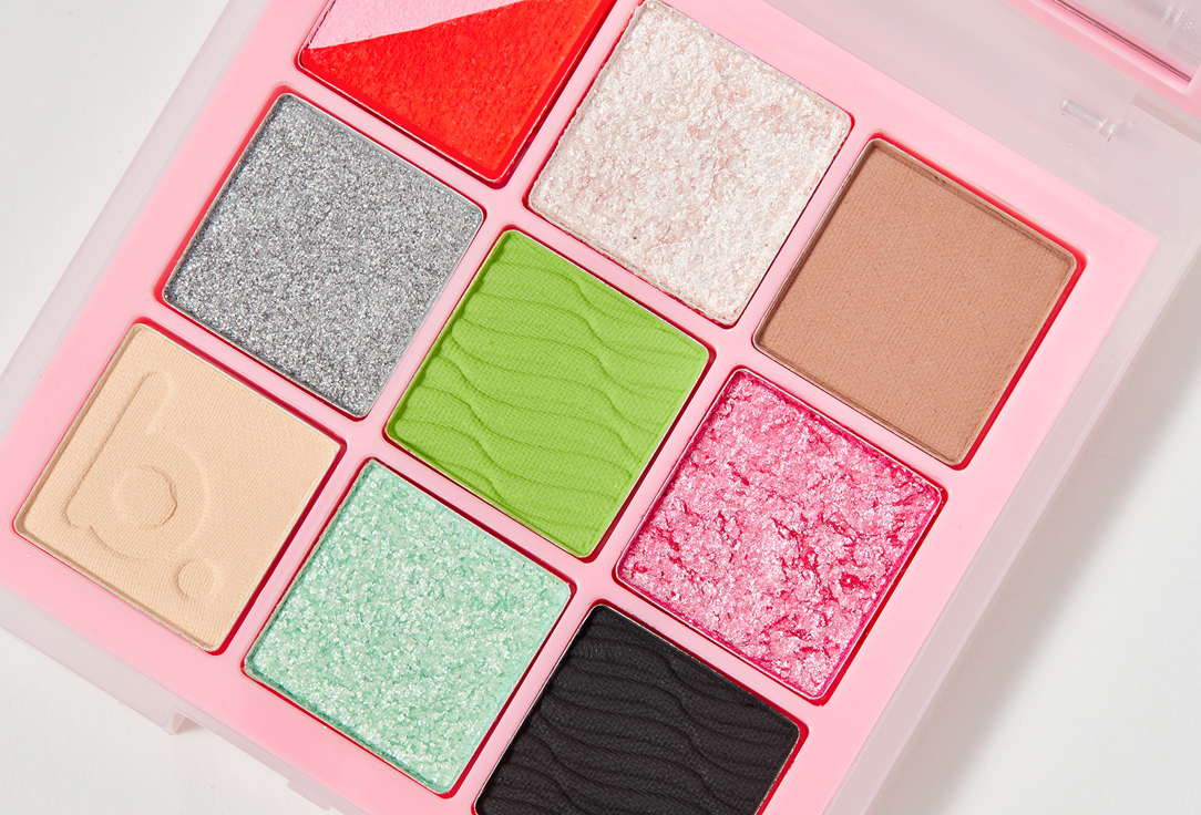 B.colour professional Eyeshadow palette CAPSULE