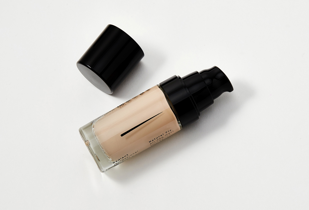 Radiant Professional Make-Up Long-Lasting Mattifying Foundation Natural Fix