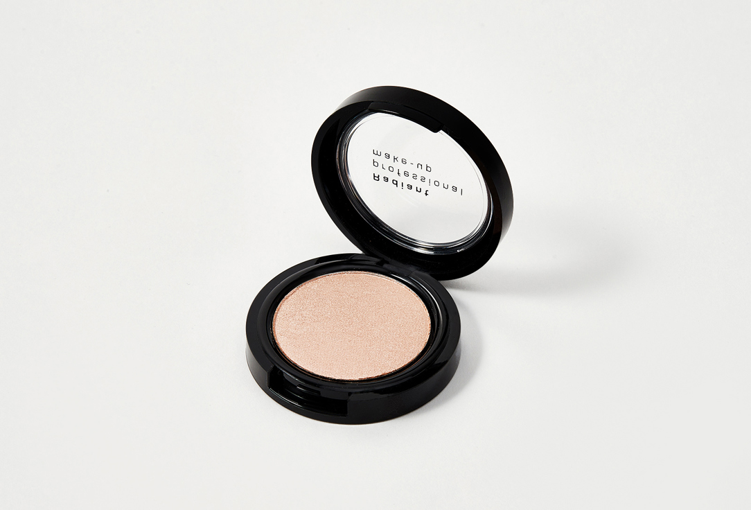 Radiant Professional Make-Up Highlighter Strobing