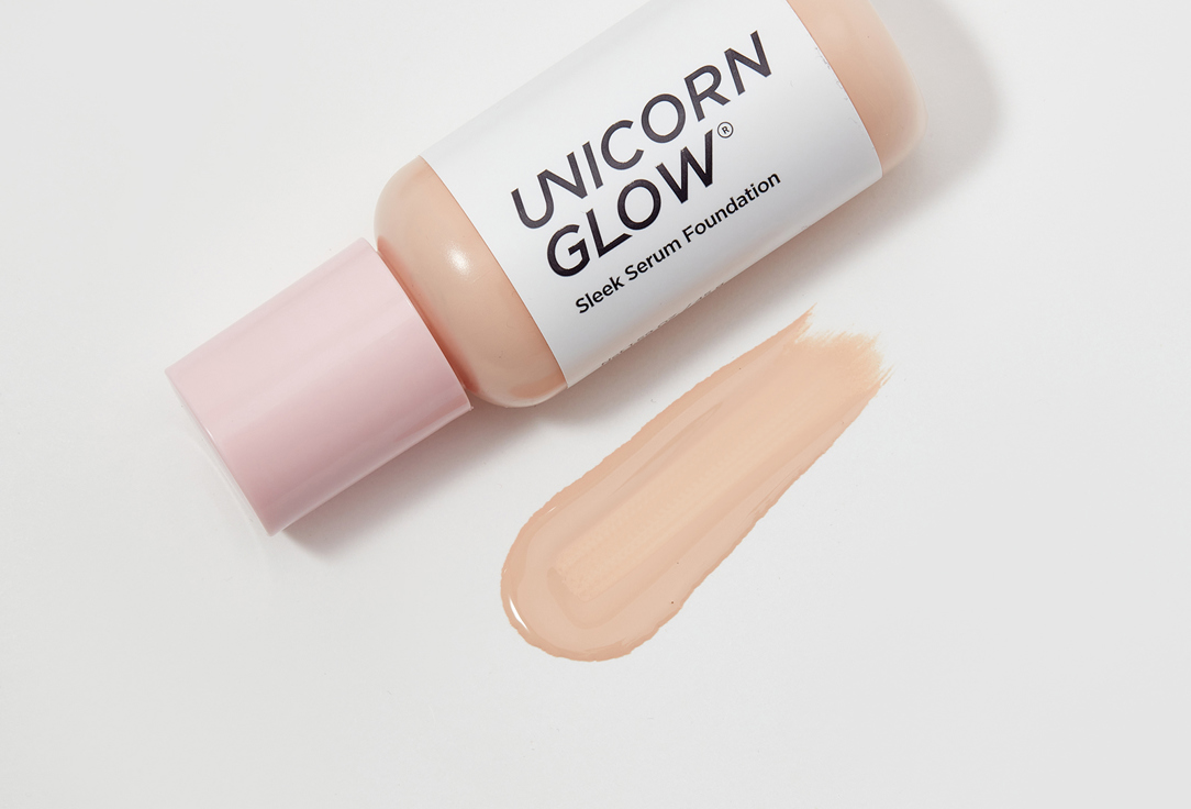 UNICORN GLOW. Foundation Sleek Serum 