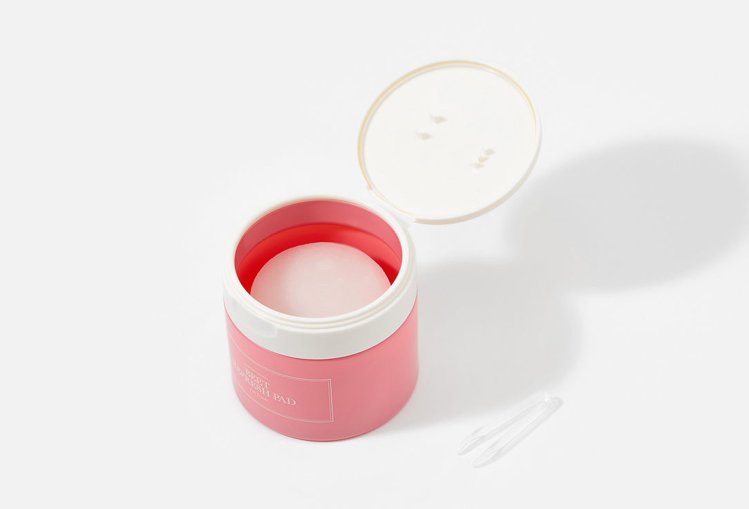 I'M FROM Moisturizing & Revitalizing Toner Pad Beet refresh pad