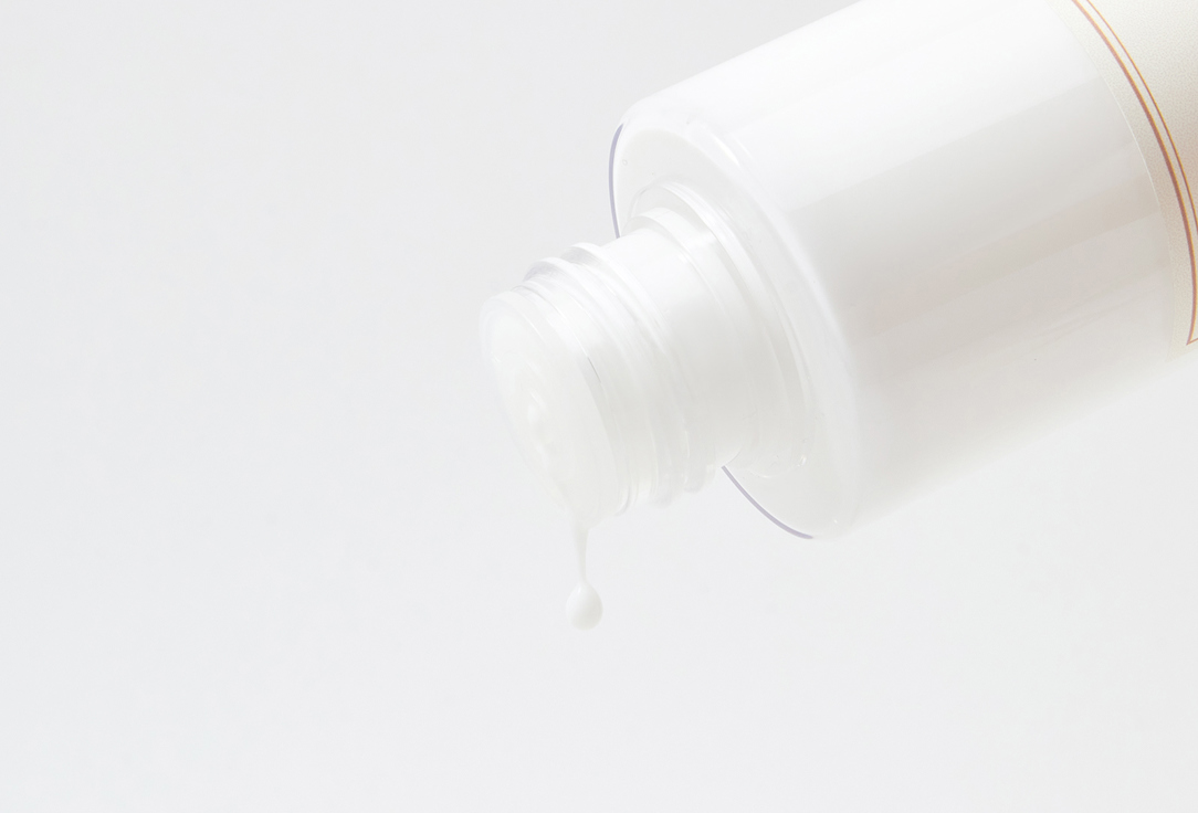 I'M FROM Radiance-Boosting Hydrating Toner RICE TONER