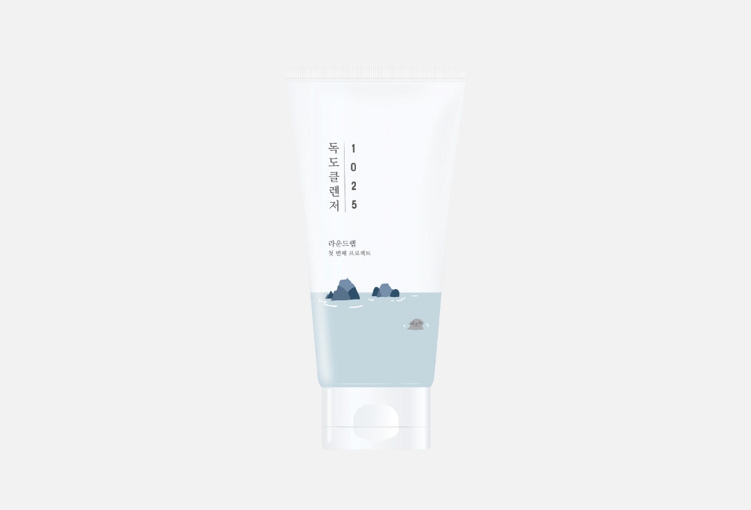 Round Lab hydrating foaming face cleanser 1025 Dokdo