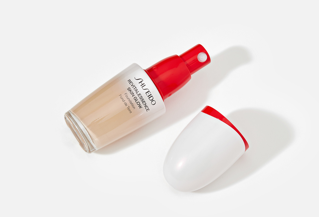 Shiseido  Foundation Revitalessence Skin Glow