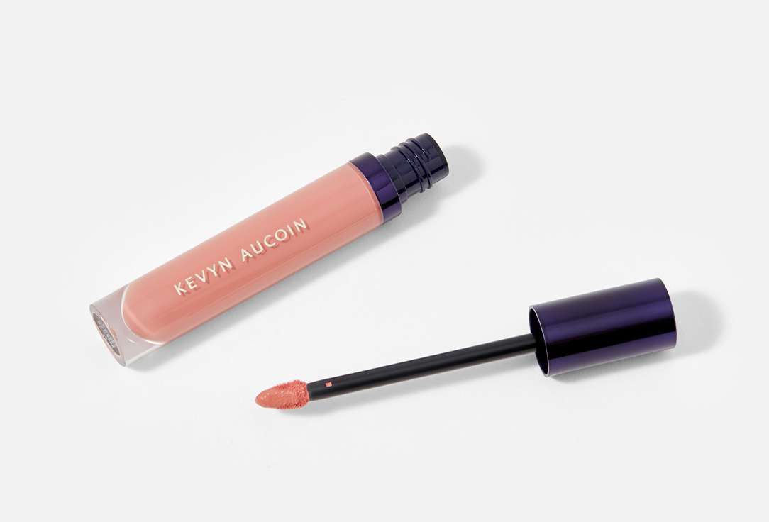 Kevyn Aucoin lipstick  Velvet Lip Paint Fabulous