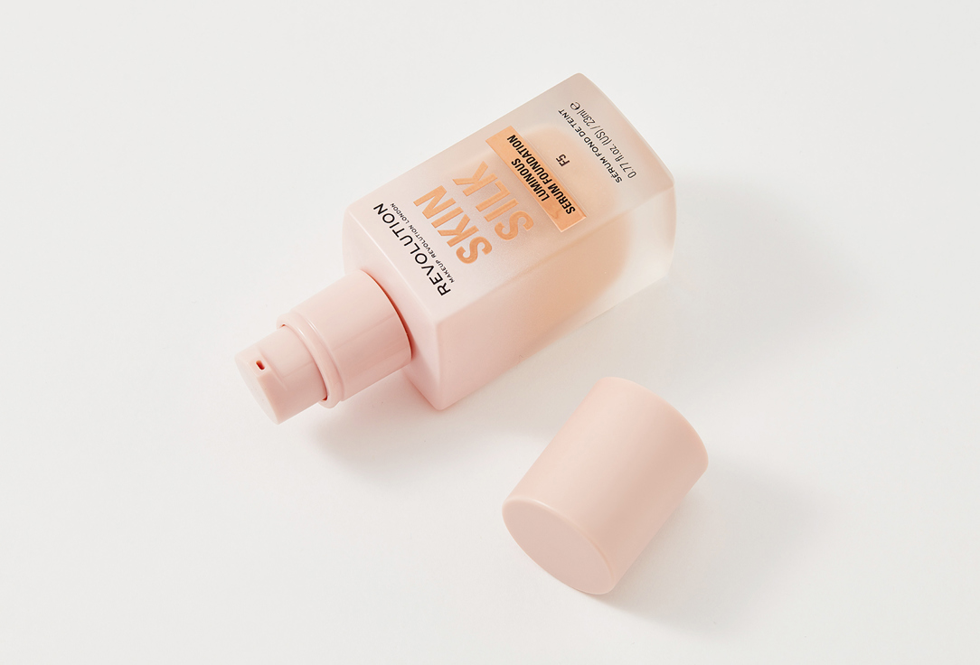 MakeUp Revolution Satin Liquid Serum-Foundation Skin Silk