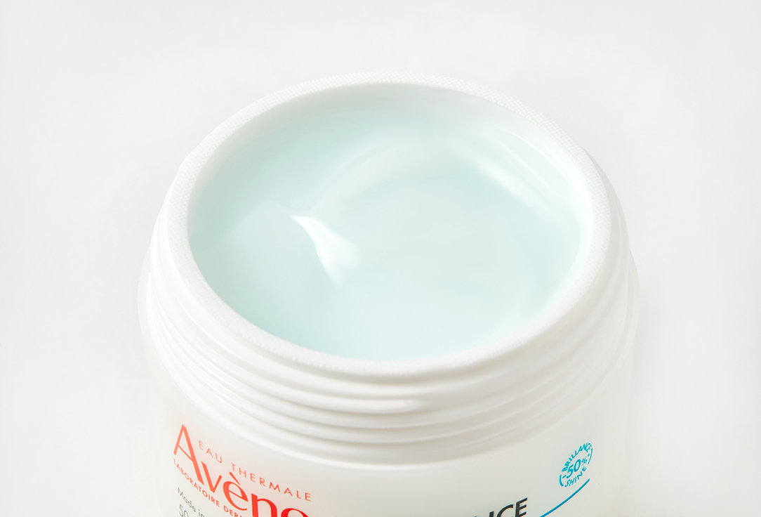 EAU THERMALE AVENE Mattifying & hydrating  face gel  Cleanance