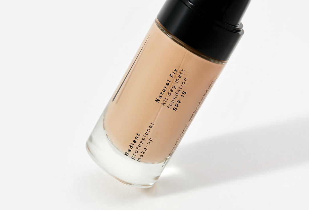 Radiant Professional Make-Up Matt foundation spf 15 Natural fix