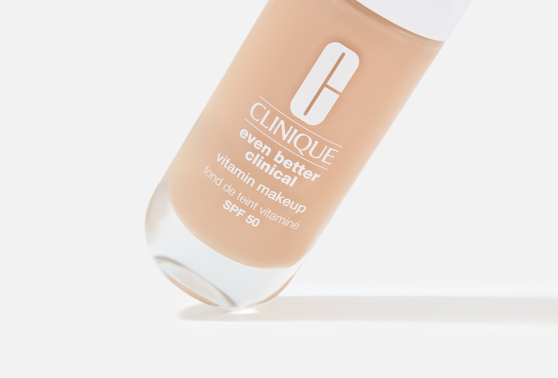 Clinique Lightweight Illuminating Foundation SPF50 Even Better Clinical