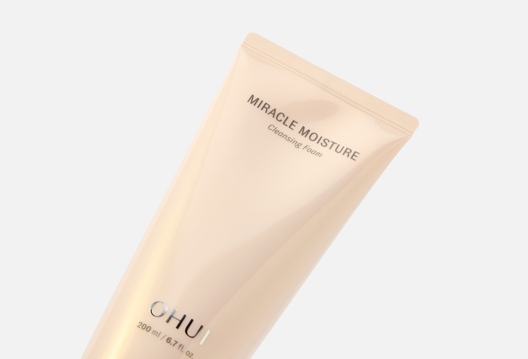 OHUI Moisturizing face Cleansing Foam Miracle moisture 200 ml OHUI Moisturizing face Cleansing Foam Miracle moisture