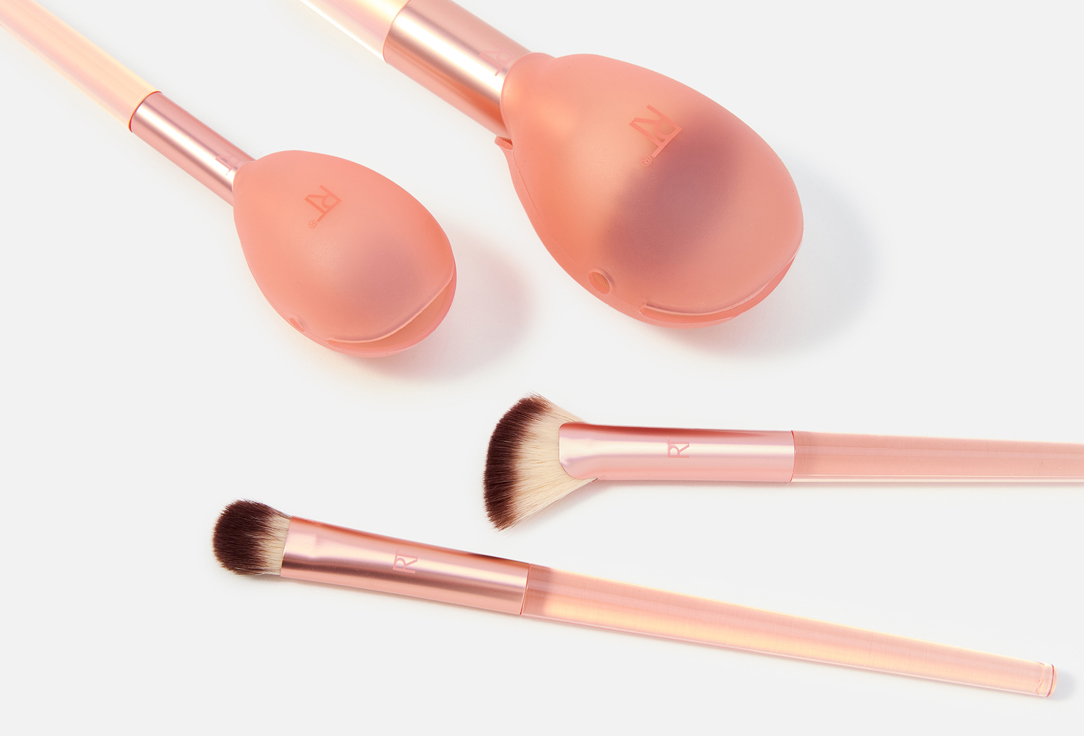 Real Techniques Makeup Brush Set Cherry On Top A Brighter Hue Base Set