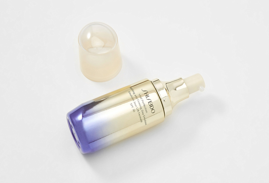 Shiseido Uplifting & Firming Face Day Emulsion SPF30 Vital Perfection 