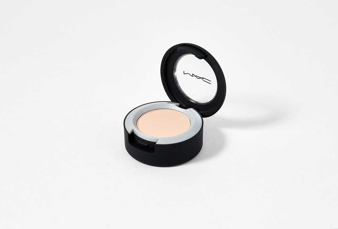 MAC Powder Kiss Soft Matte Eye Shadow Powder Kiss