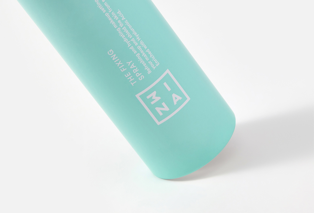 3INA Hydrating Fixing Spray with Hyaluronic Acid and Caffeine The Fixing Spray