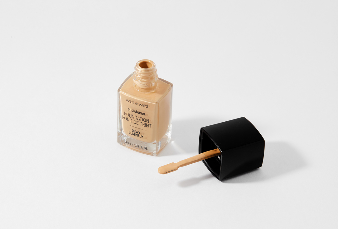 Wet n Wild Concealer Photo Focus Dewy Foundation