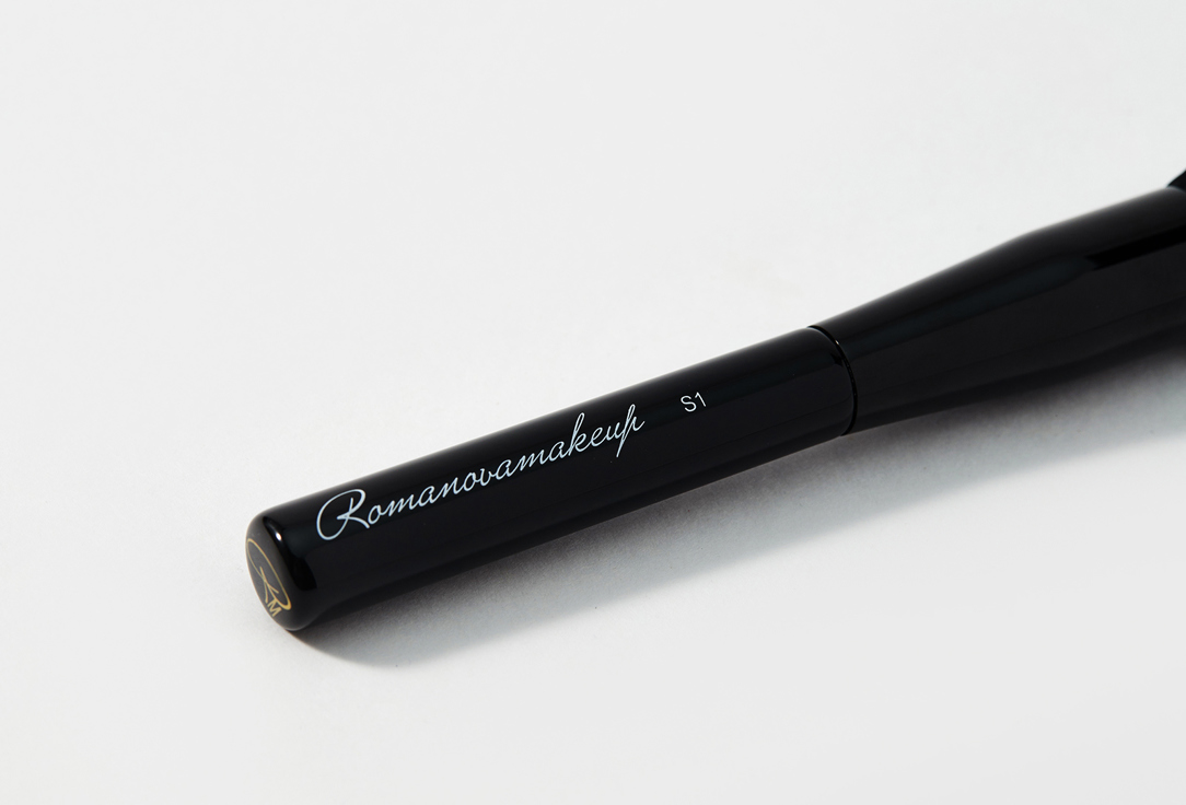 Romanovamakeup Face Makeup Brush S1 FOUNDATION & POWDER Sexy Makeup Brush