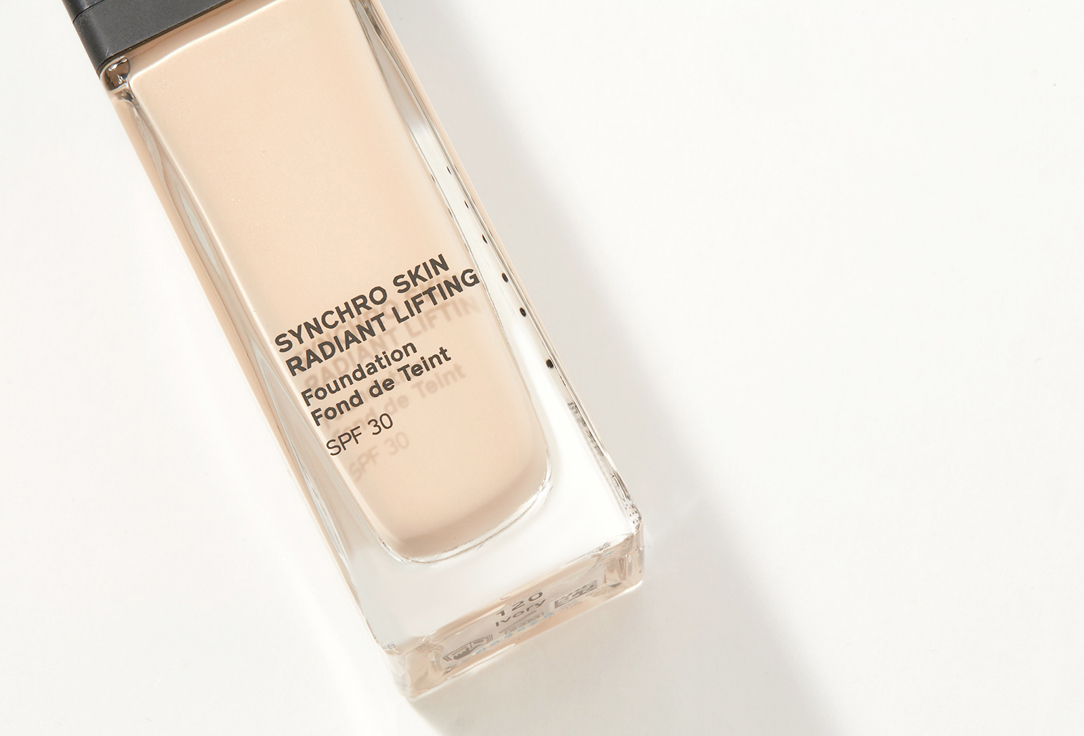 Shiseido Radiant Liftin Face Foundation SPF 30  Synchro