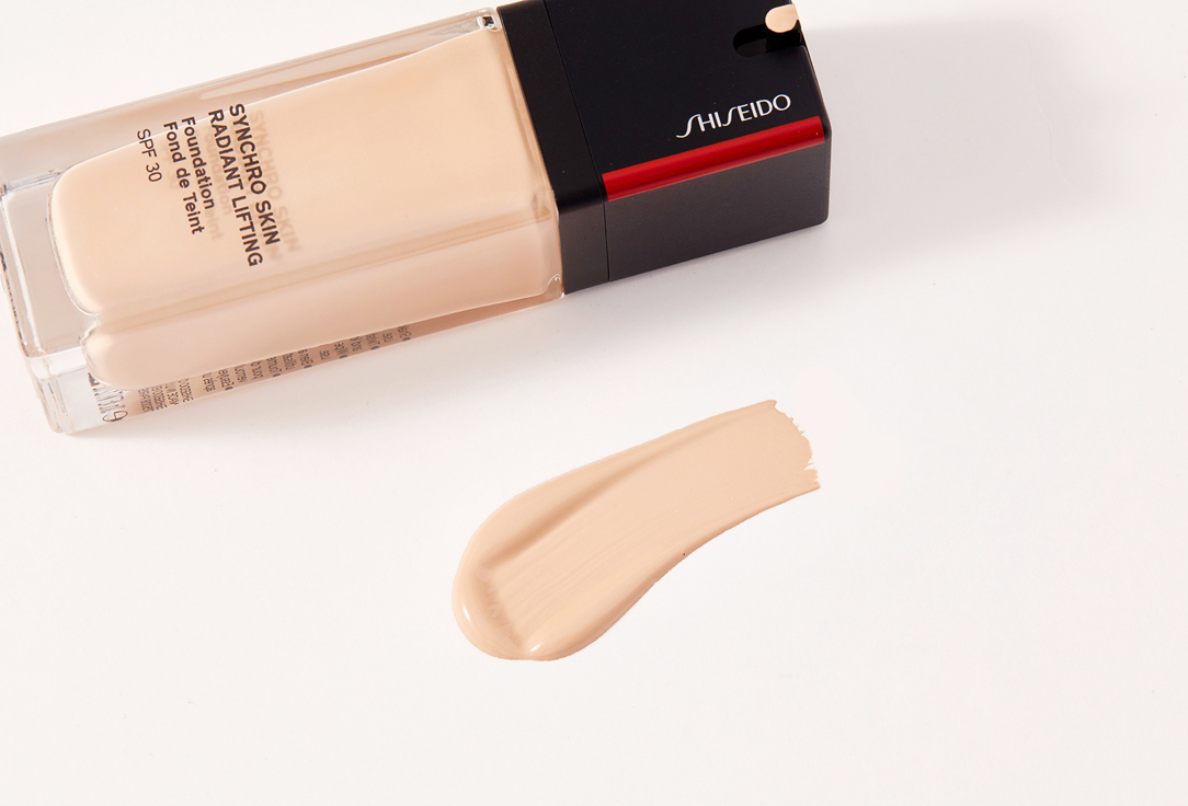 Shiseido Radiant Liftin Face Foundation SPF 30  Synchro